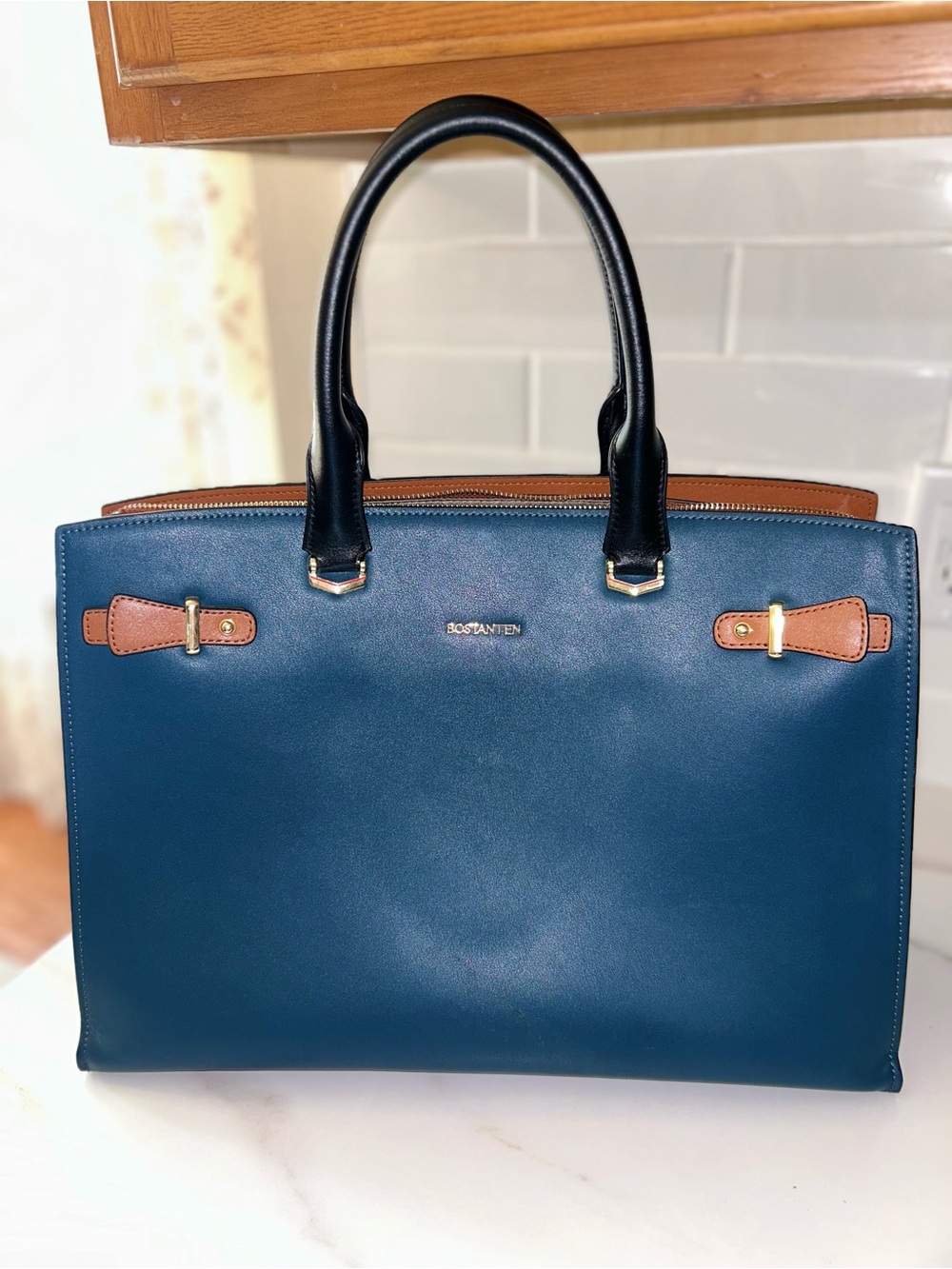 Bostanten Leather Laptop Tote Bag in Navy with Black Handles and Tan Trim/lining - Picture 5 of 15